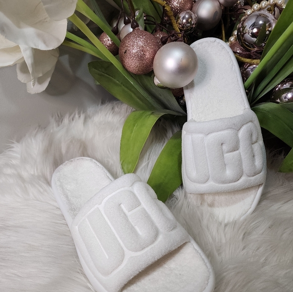 Ugg Mini Slide Women shoes size8 new - Picture 3 of 10